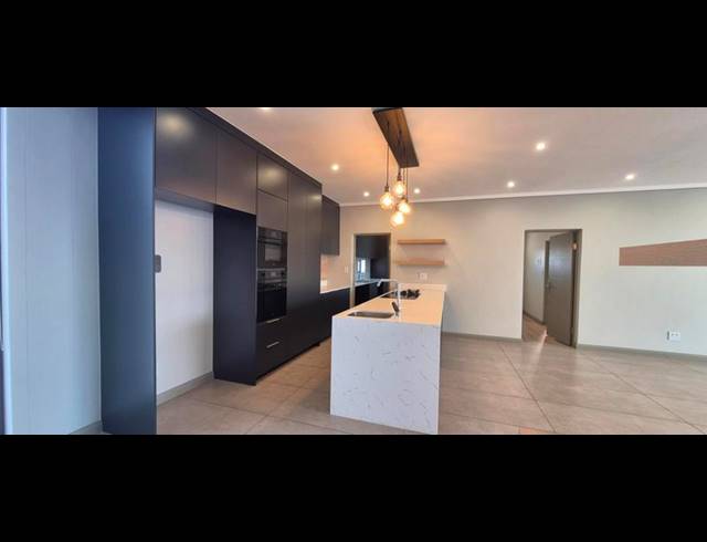 3 BEDROOM PROPERTY TO RENT IN MIDFIELD ESTATE